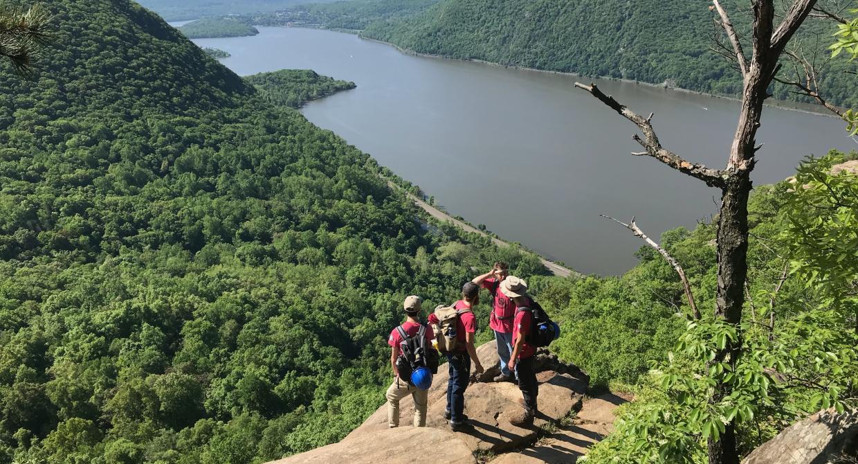 Taconic Trail Crew at Breakneck Ridge. Photo by Erik Mickelson.