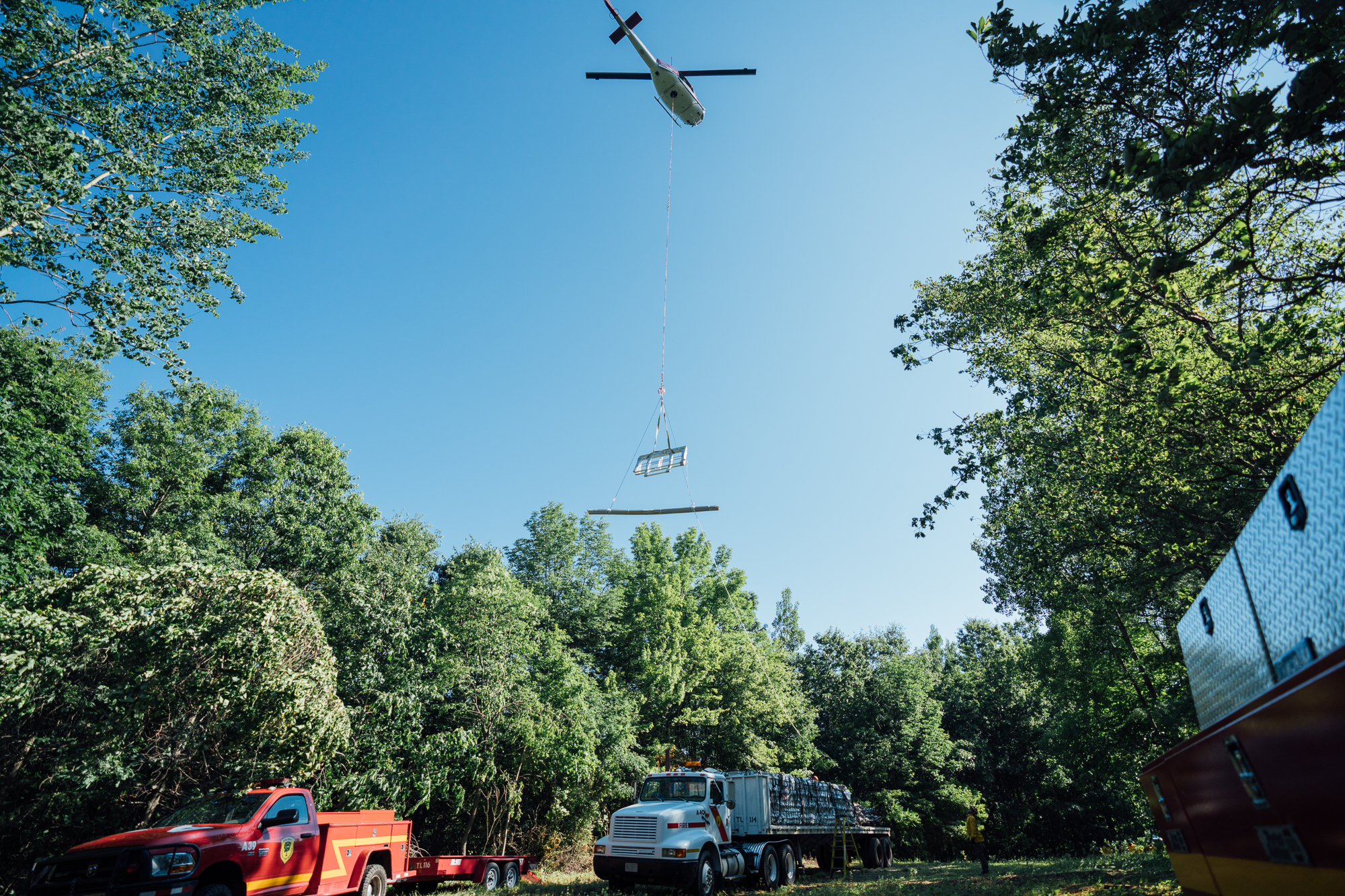 The New Jersey Forest Fire Service delivered the 10 loads of floating walkway materials via helicopter. Photo by Ryan Windess.
